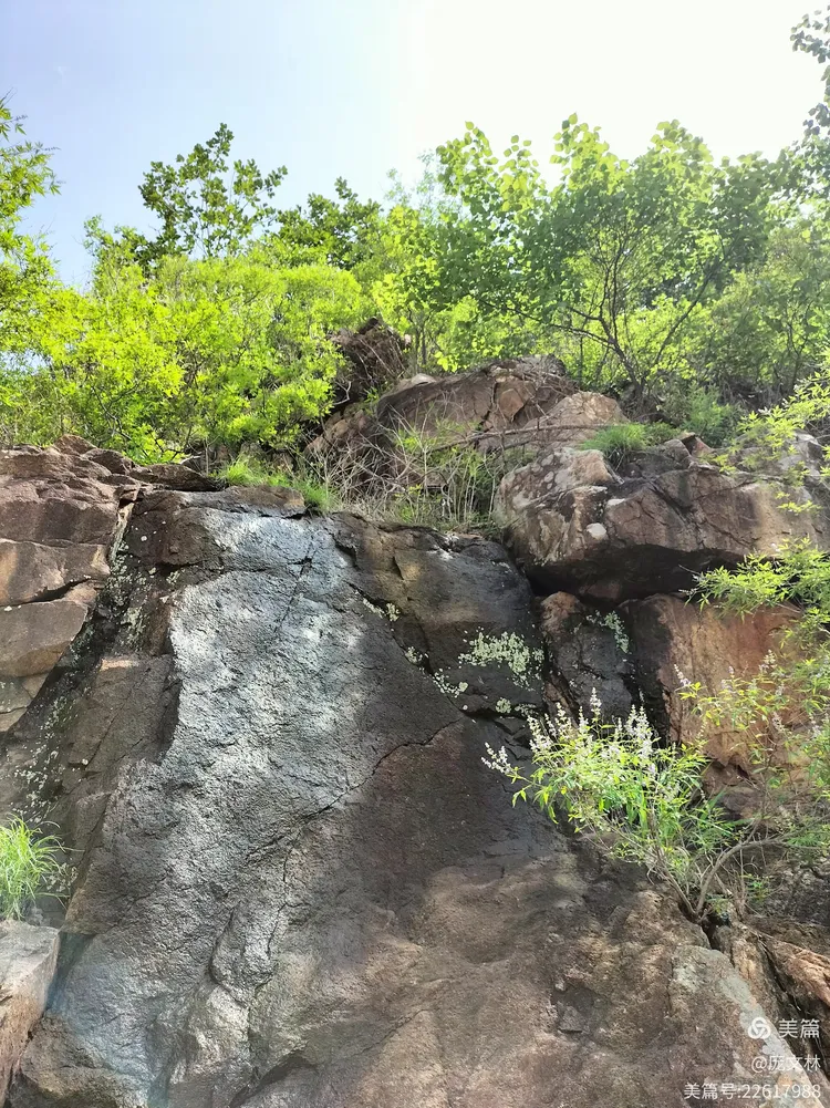 辽宁葫芦岛绥中县塔子沟村写生剪影